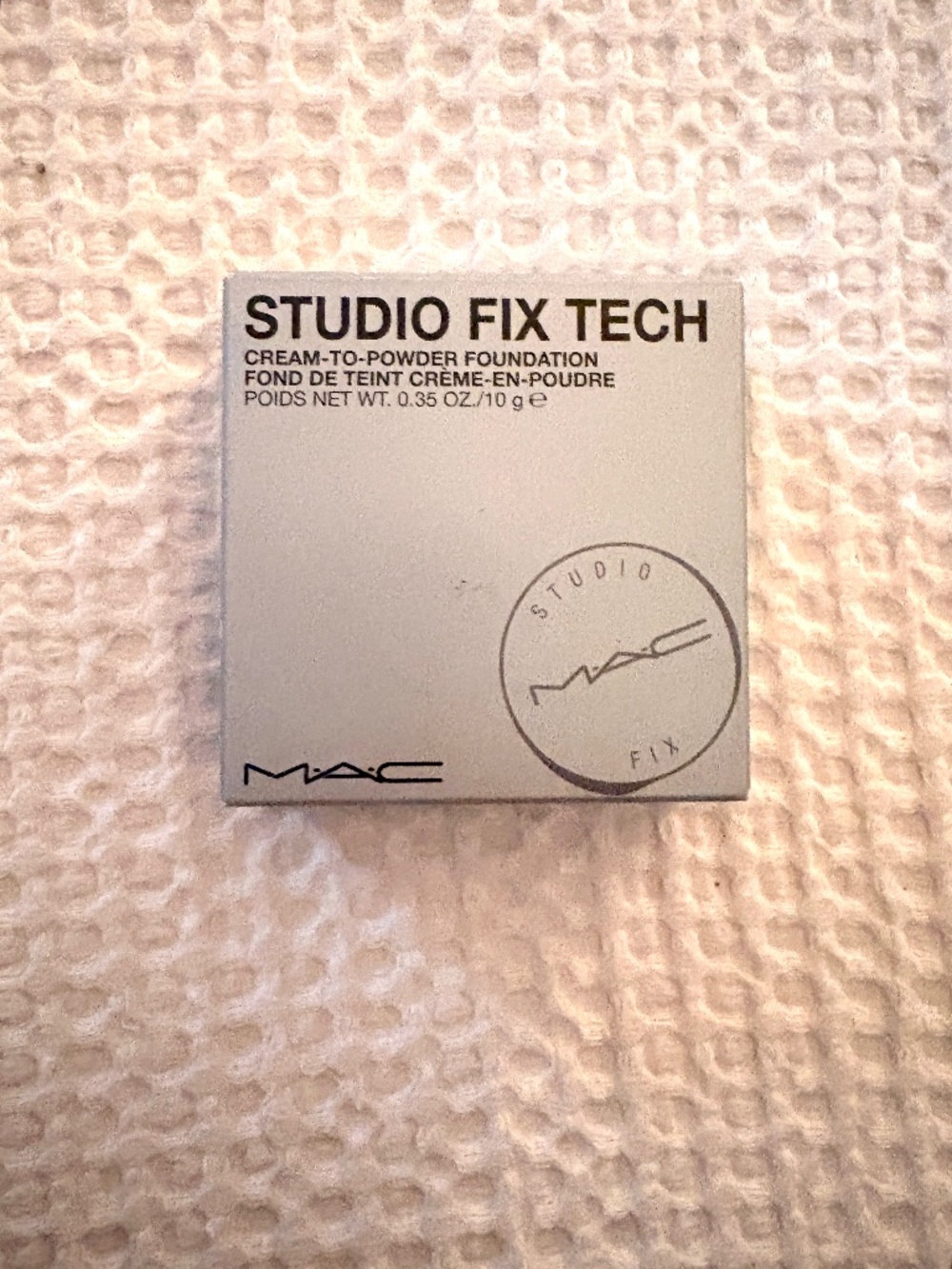 MAC Studio Fix Tech Cream-To-Powder Foundation - Picture 4 of 5